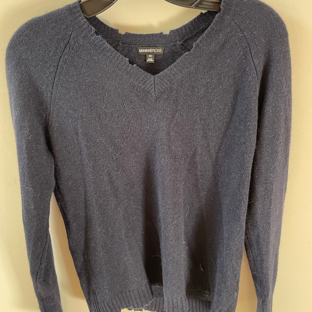 Minnie Rose Navy V-Neck Cashmere Blend Sweater